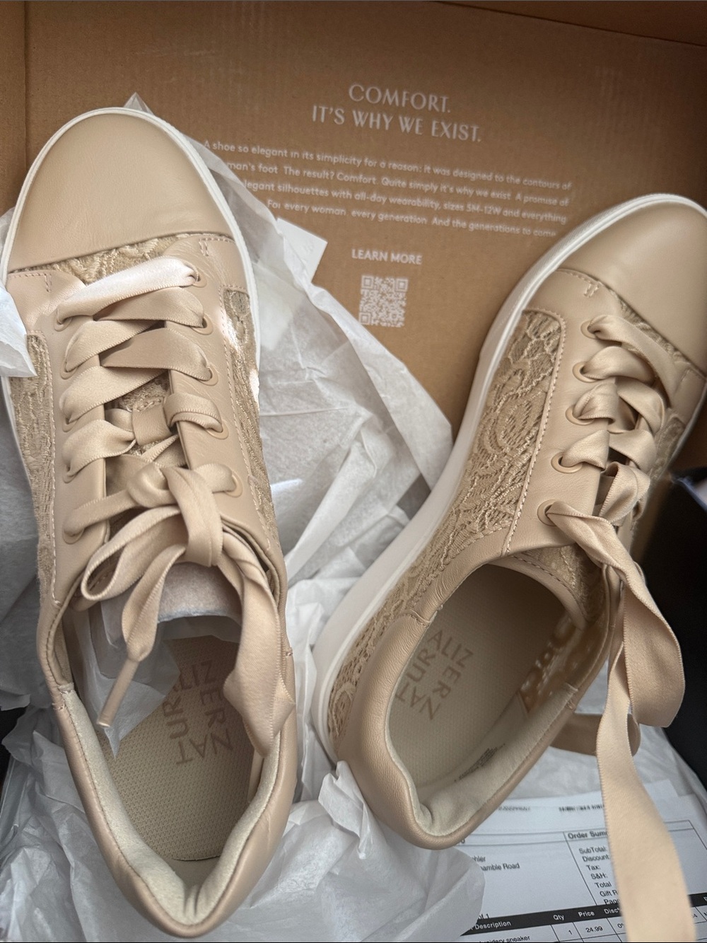 Naturalizer Morrison 2Women's Lace-Accent Casual Sneakers in Beige